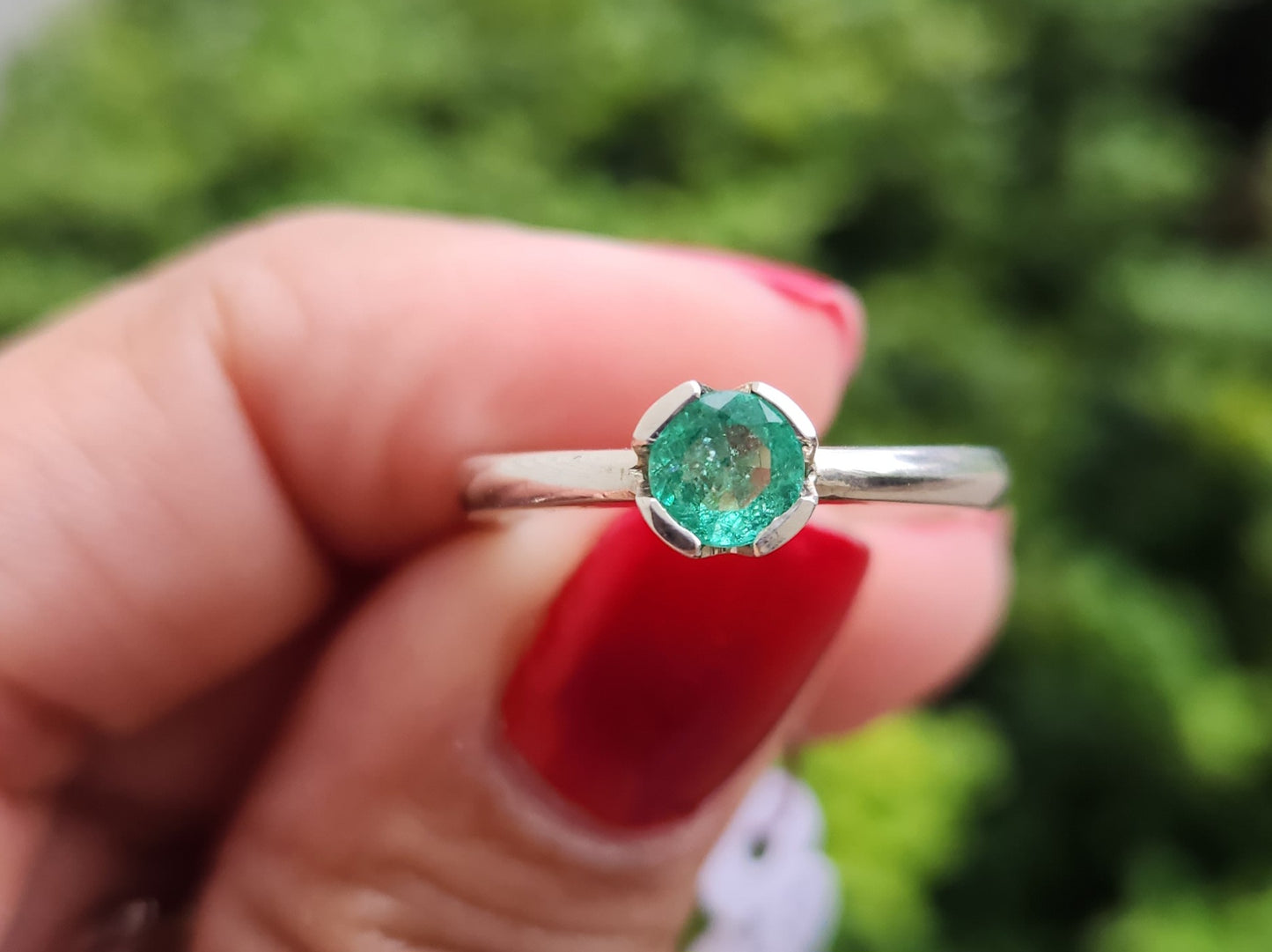 Solitaire ring