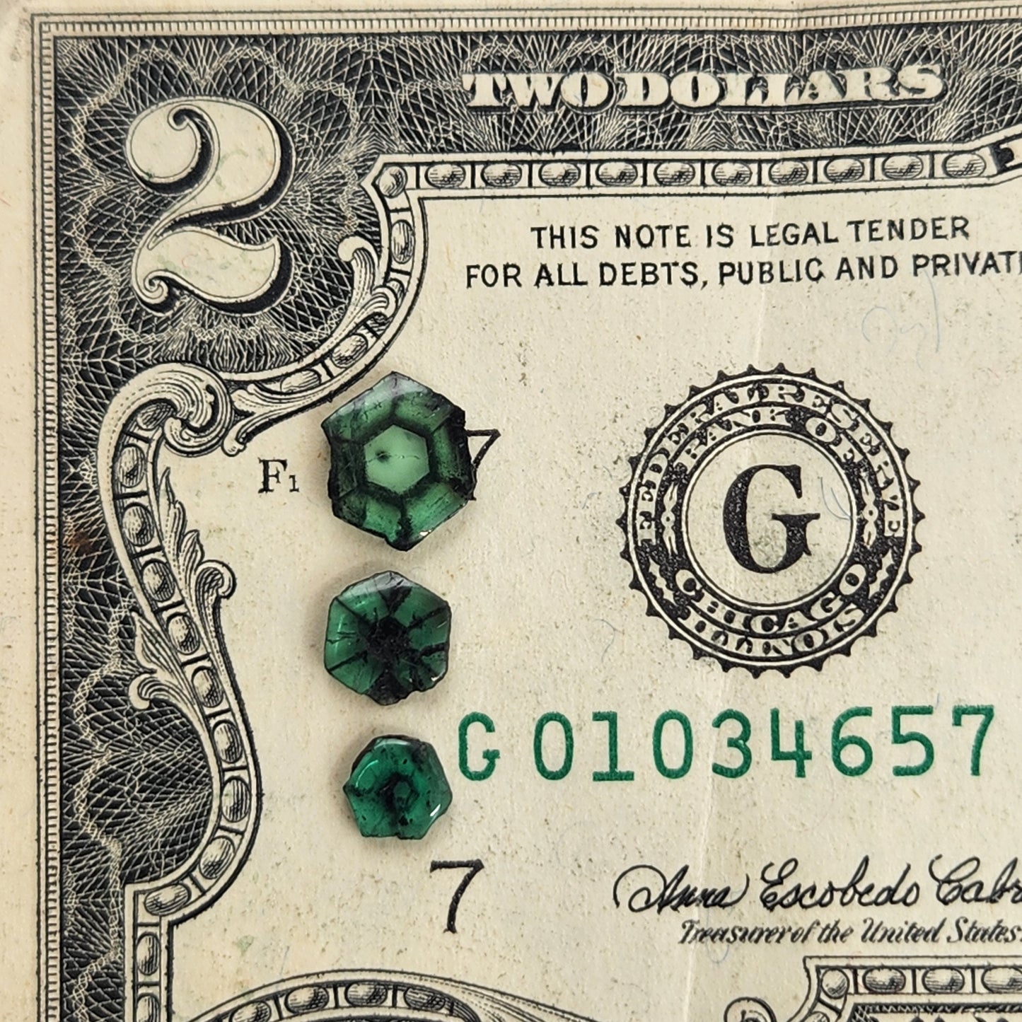 Esmeralda Trapiche Colombiana 2.38ct - Gema Rara Muzo - EsmeraldaColombia