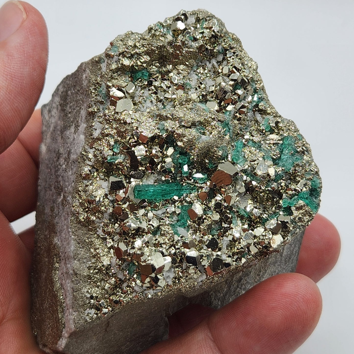 Especimen Esmeralda Colombiano, Muzo, Cuarzo, Macla, Pirita, Natural, Ganga Esmeralda, Cristal Esmeralda, Colombia