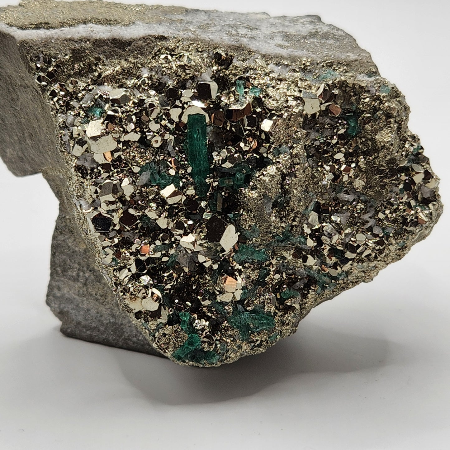 Especimen Esmeralda Colombiano, Muzo, Cuarzo, Macla, Pirita, Natural, Ganga Esmeralda, Cristal Esmeralda, Colombia