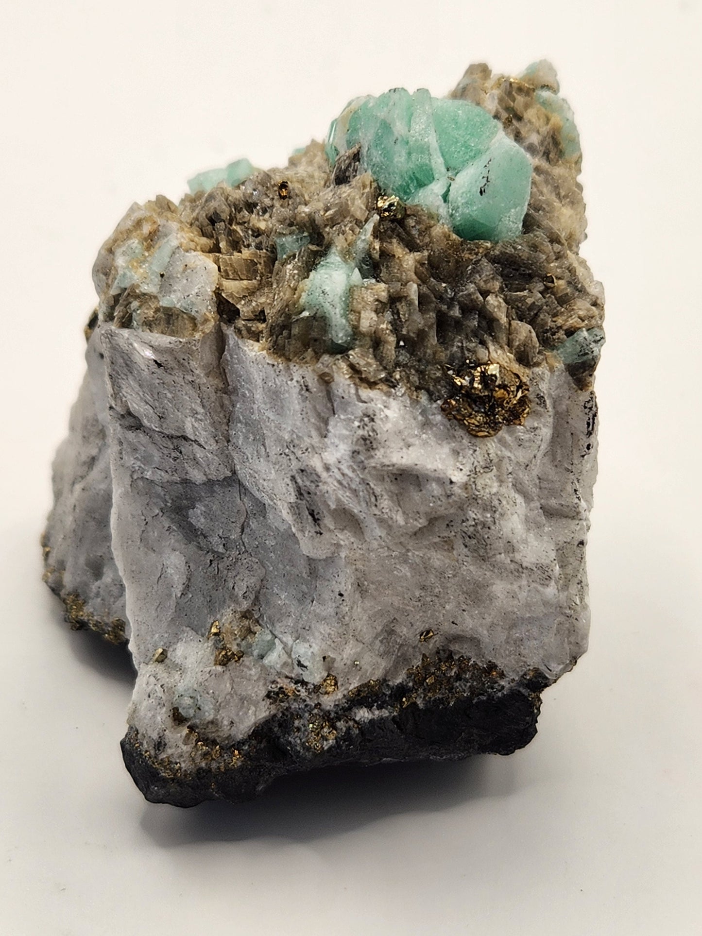 Especimen Esmeraldas Colombianas, Muzo, Cuarzo, Macla, Pirita, Natural, Ganga Esmeralda, Cristales Esmeralda, Colombia