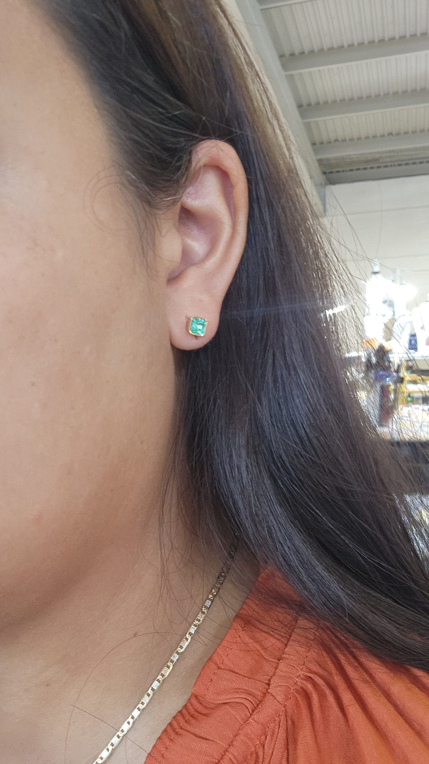 Handmade Colombian Emerald Earrings in 18 kt Yellow Gold, Vivid Green Natural Emerald, May Birthstone Jewelry, colombian emerald 1.40 ct