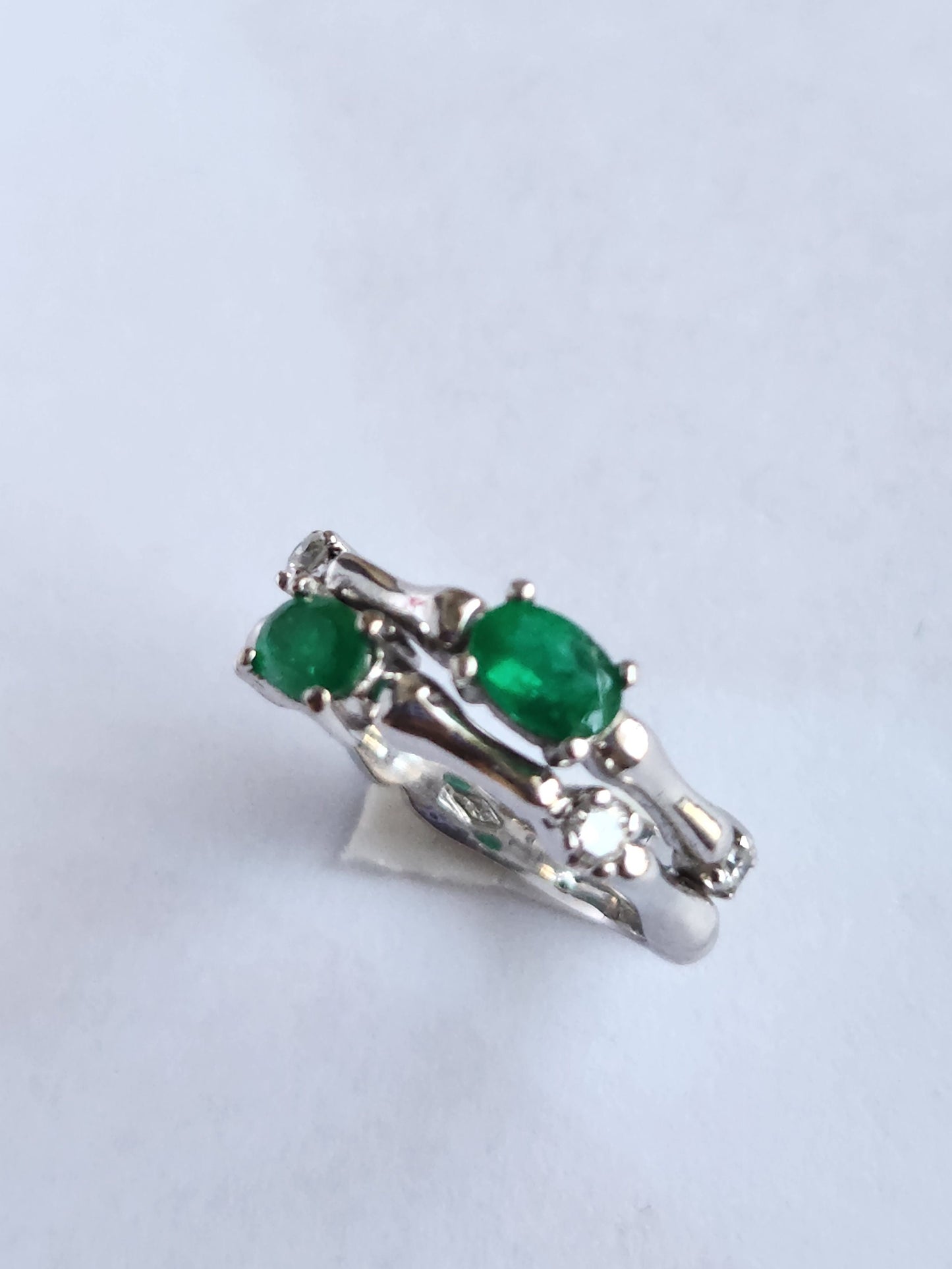 Beautiful natural emerald and real diamond white gold 18 kt,may birthstone, Colombian emerald, vivid green, luxury jewelry, handmade, gifts