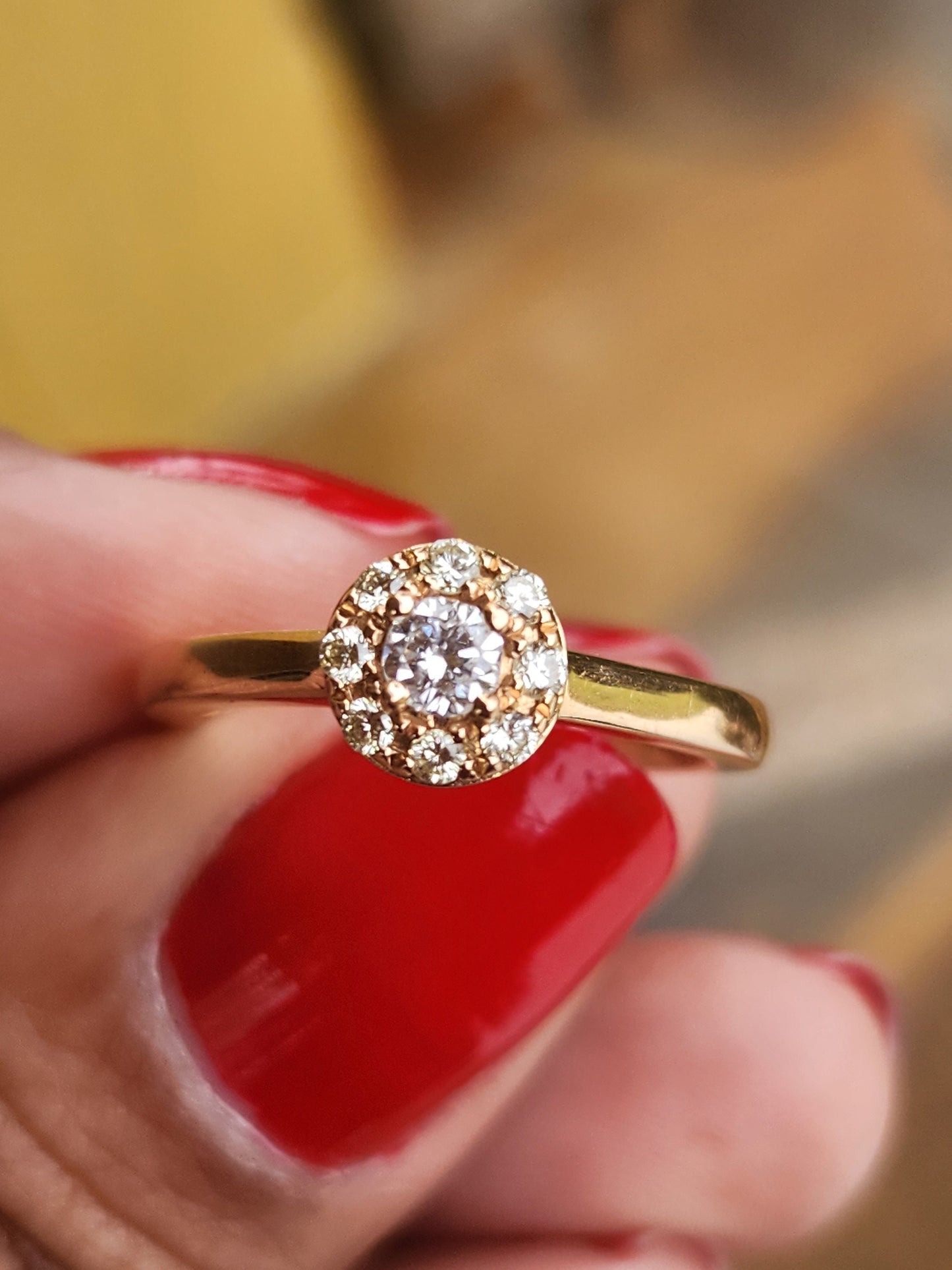 Beautiful Ring natural diamond 0.60 ct, rose gold 18 kt,apr birthstone, Colombian jewelry, luxury jewelry, handmade, gifts for her