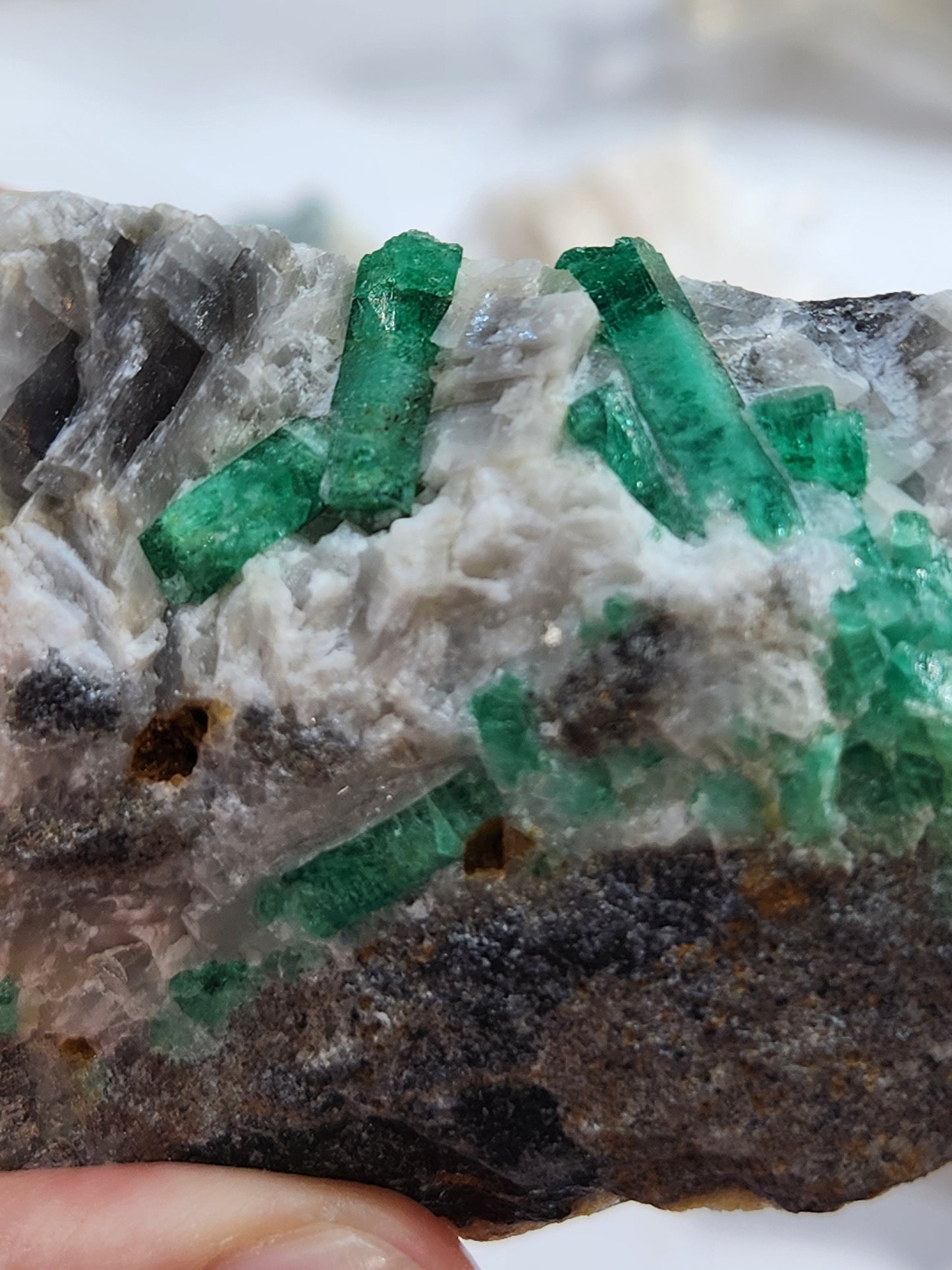Especimen Esmeraldas Colombianas, Muzo, Cuarzo, Macla, Pirita, Natural, Ganga Esmeralda, Cristales Esmeralda, Colombia