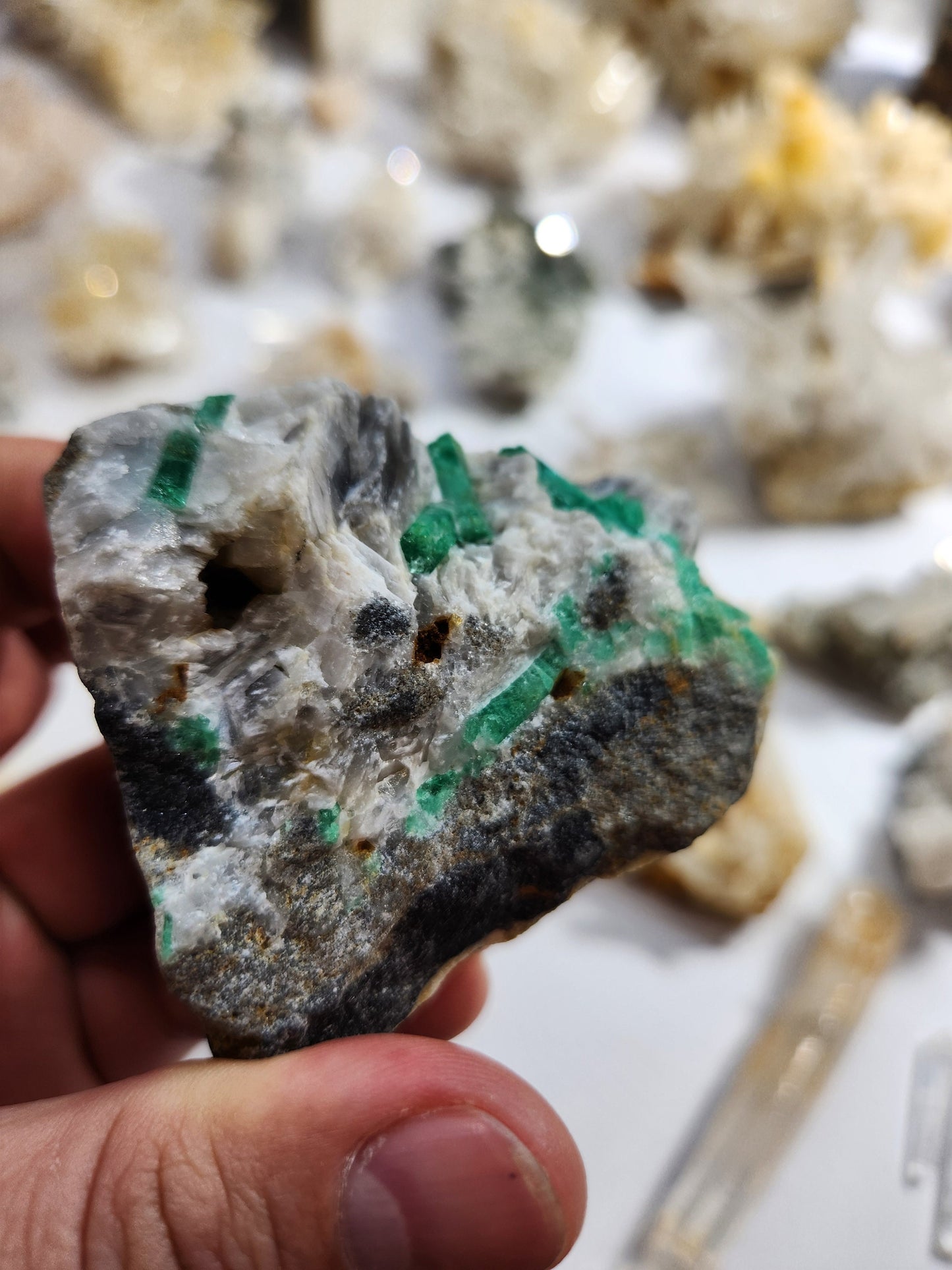 Especimen Esmeraldas Colombianas, Muzo, Cuarzo, Macla, Pirita, Natural, Ganga Esmeralda, Cristales Esmeralda, Colombia