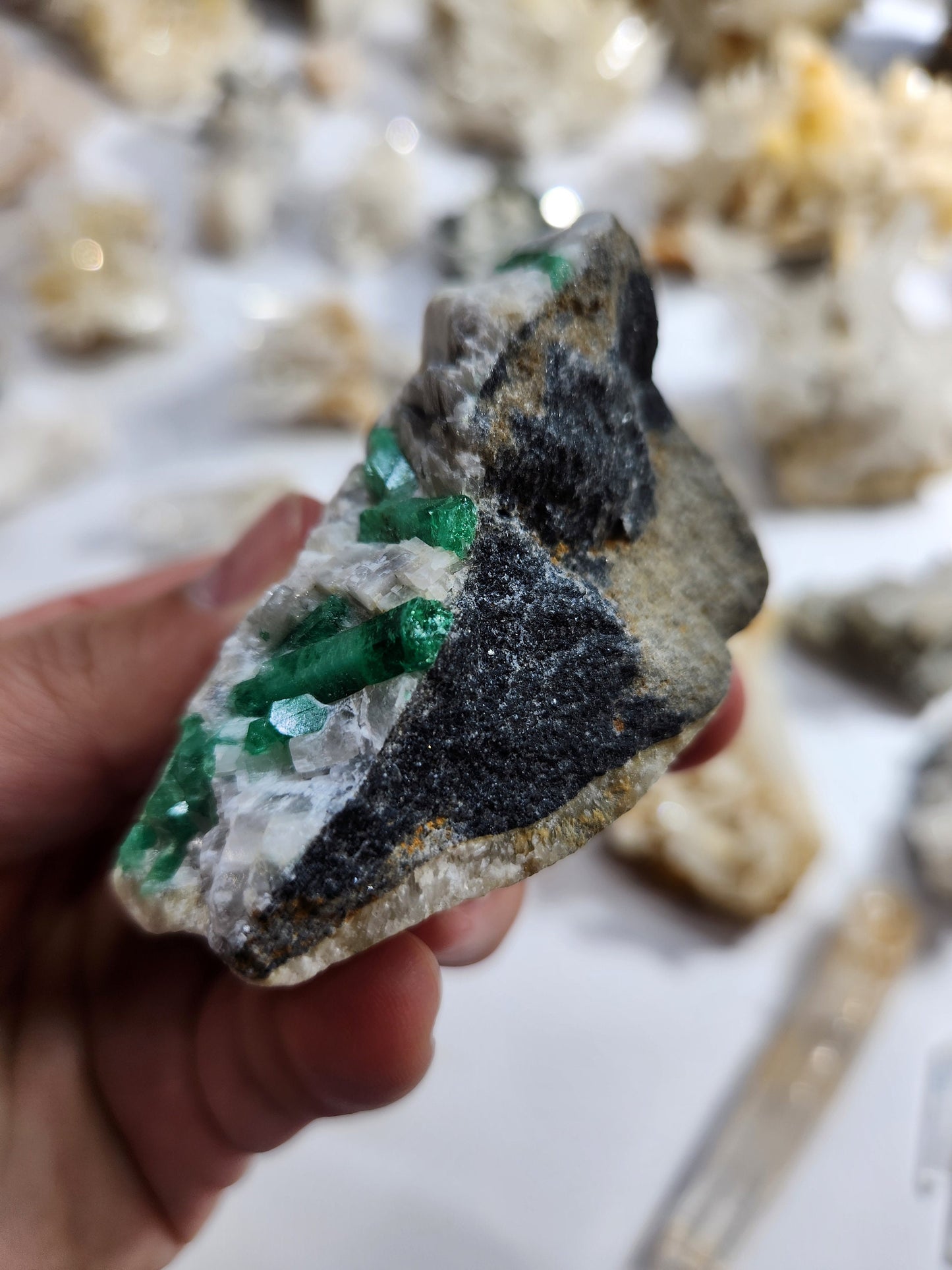 Especimen Esmeraldas Colombianas, Muzo, Cuarzo, Macla, Pirita, Natural, Ganga Esmeralda, Cristales Esmeralda, Colombia