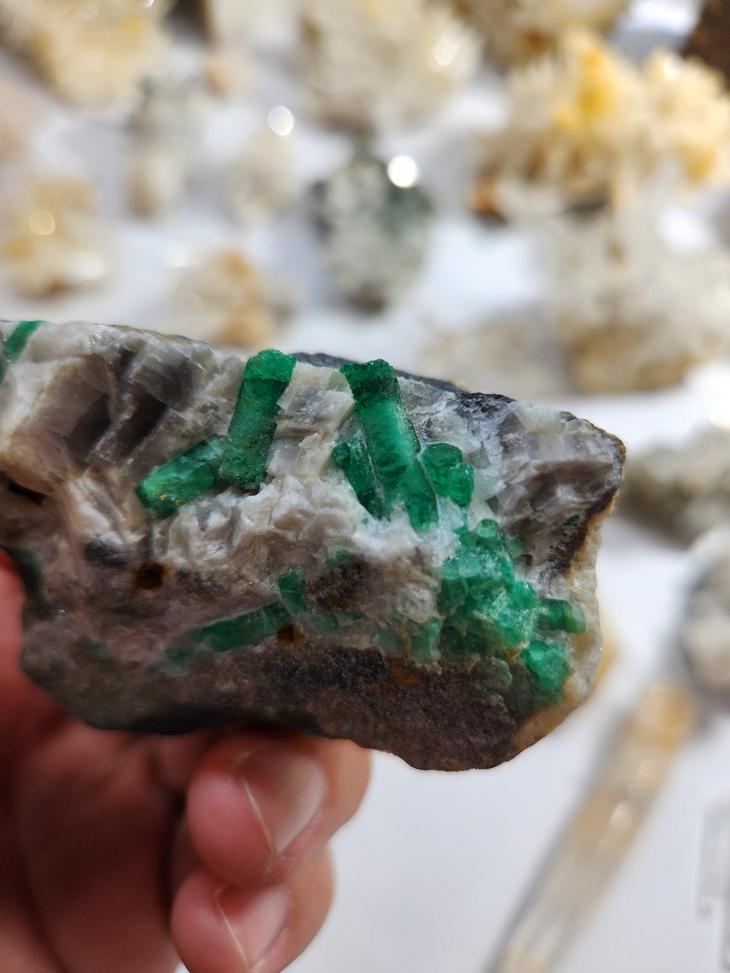 Especimen Esmeraldas Colombianas, Muzo, Cuarzo, Macla, Pirita, Natural, Ganga Esmeralda, Cristales Esmeralda, Colombia