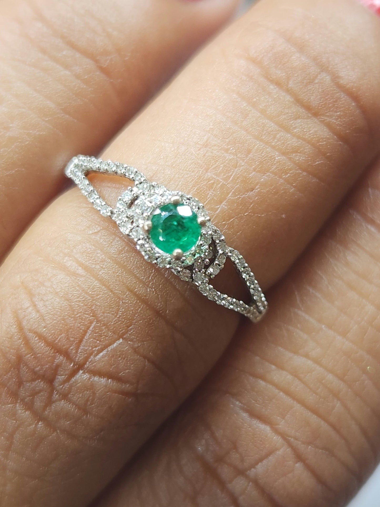 Beautiful natural emerald and real diamond white gold 14 kt,may birthstone, Colombian emerald, vivid green, luxury jewelry, handmade, gifts