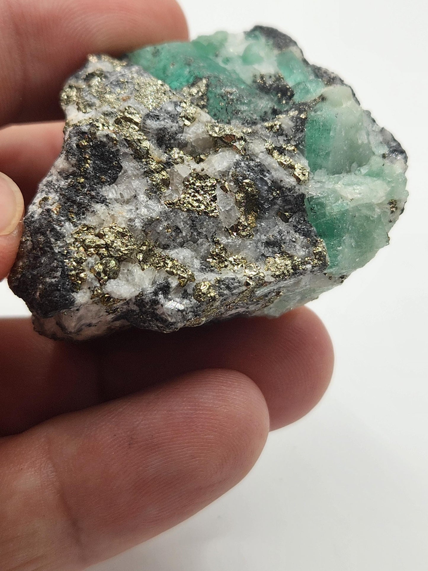 Especimen Esmeralda Colombiano, Muzo, Cuarzo, Macla, Calcita, Pirita, Natural, Ganga Esmeralda, Cristal Esmeralda, Colombia