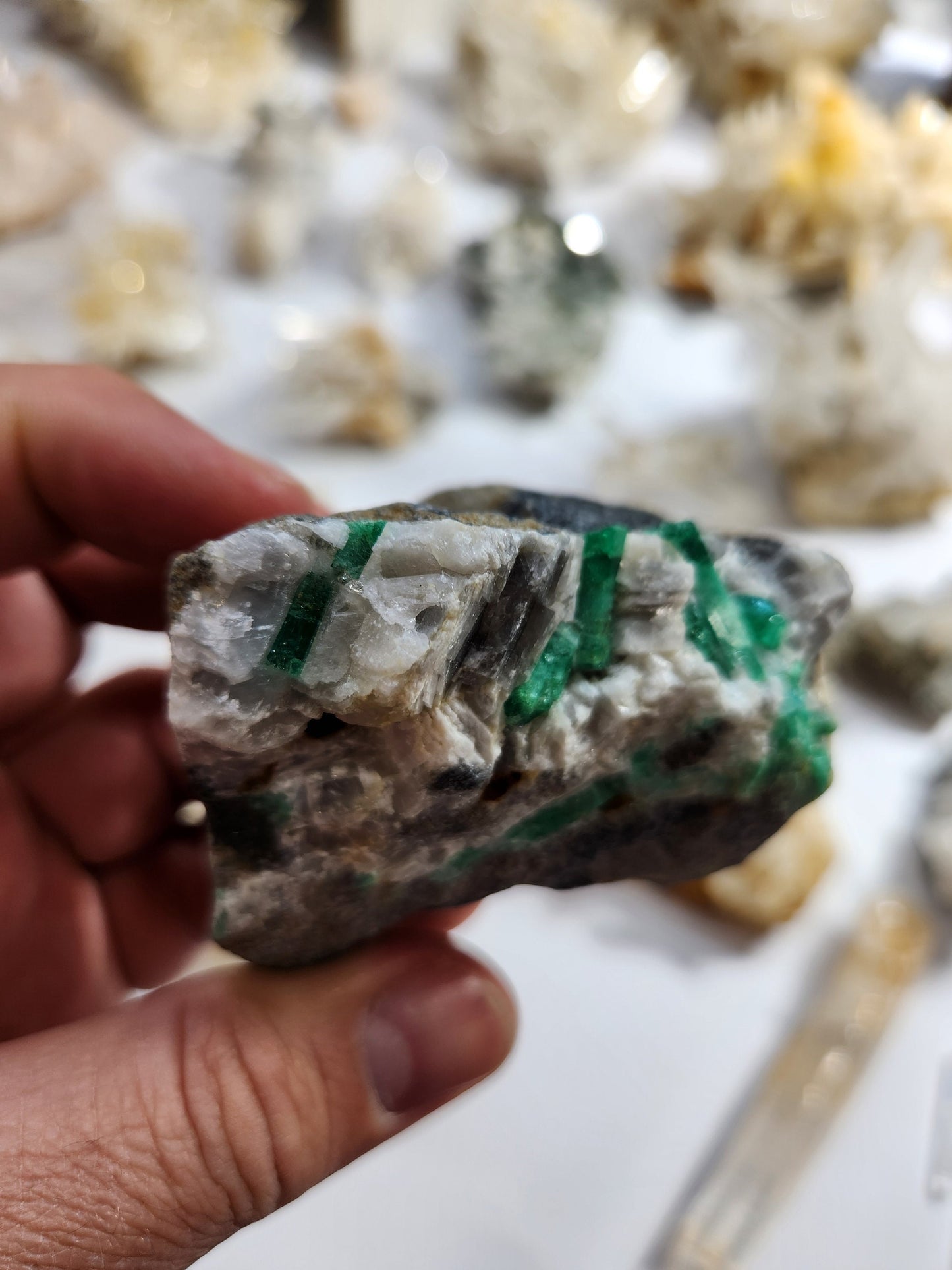 Especimen Esmeraldas Colombianas, Muzo, Cuarzo, Macla, Pirita, Natural, Ganga Esmeralda, Cristales Esmeralda, Colombia