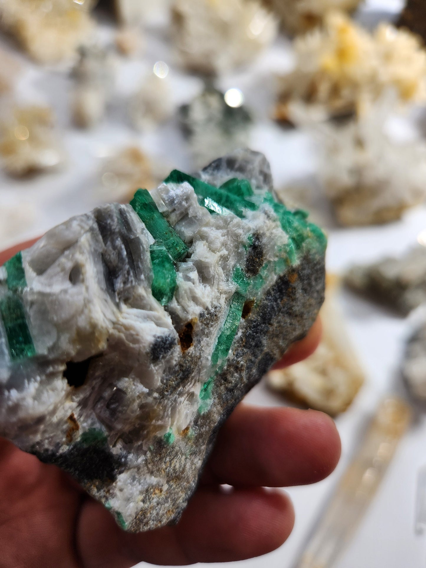 Especimen Esmeraldas Colombianas, Muzo, Cuarzo, Macla, Pirita, Natural, Ganga Esmeralda, Cristales Esmeralda, Colombia