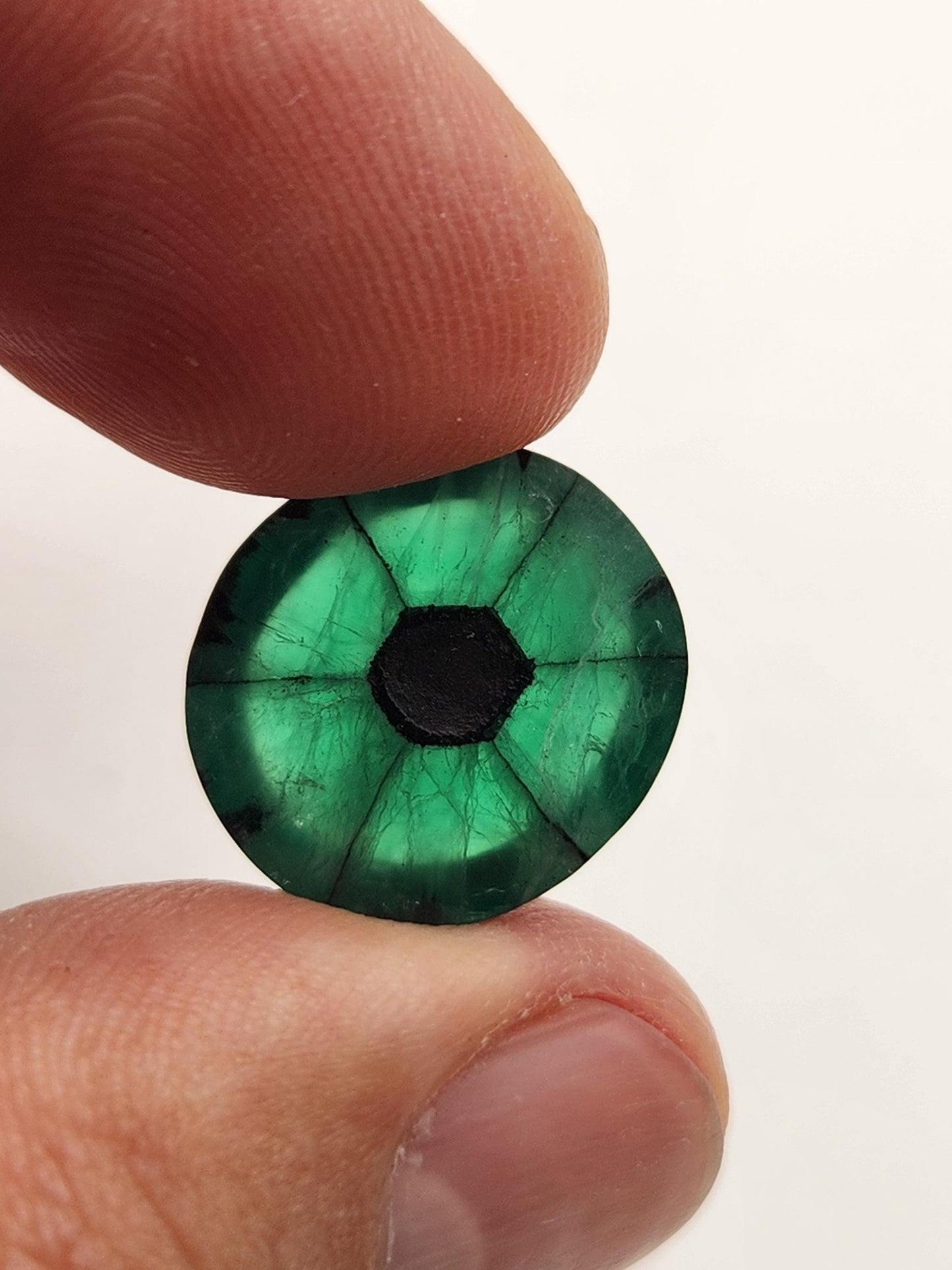 Colombian Emerald, trapiche of emerald, rarity gem, natural stone, may birthstone, emerald jewelry, jewelry design, natural gems