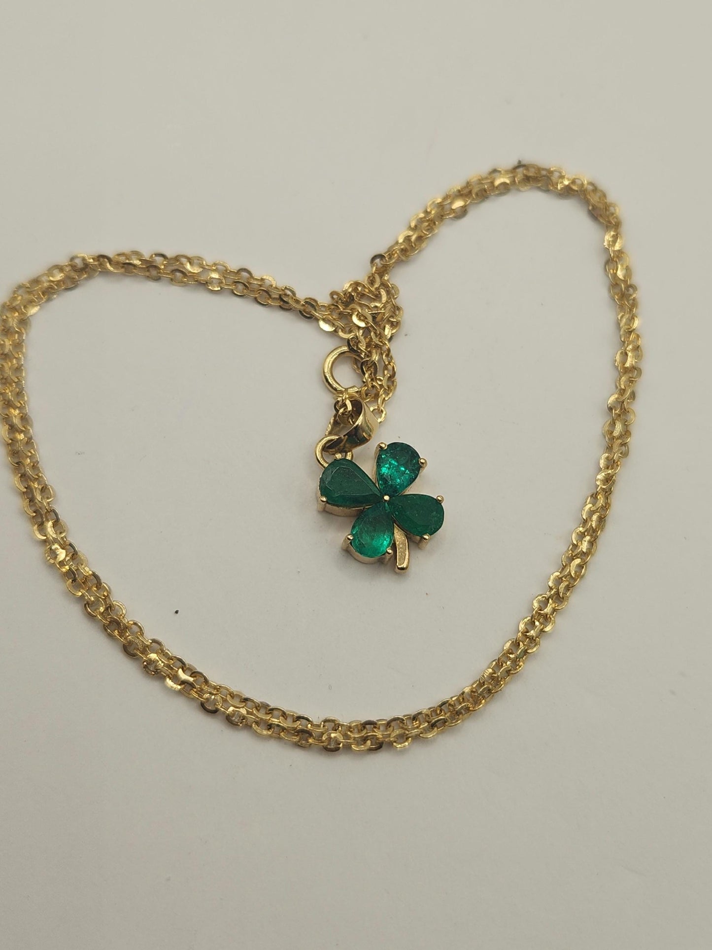 Handcrafted 18k Yellow Gold Clover Pendant Natural Colombian Emeralds, maybirthstone, perfect gift, handmade jewelry * Lucky Charm Jewelry*