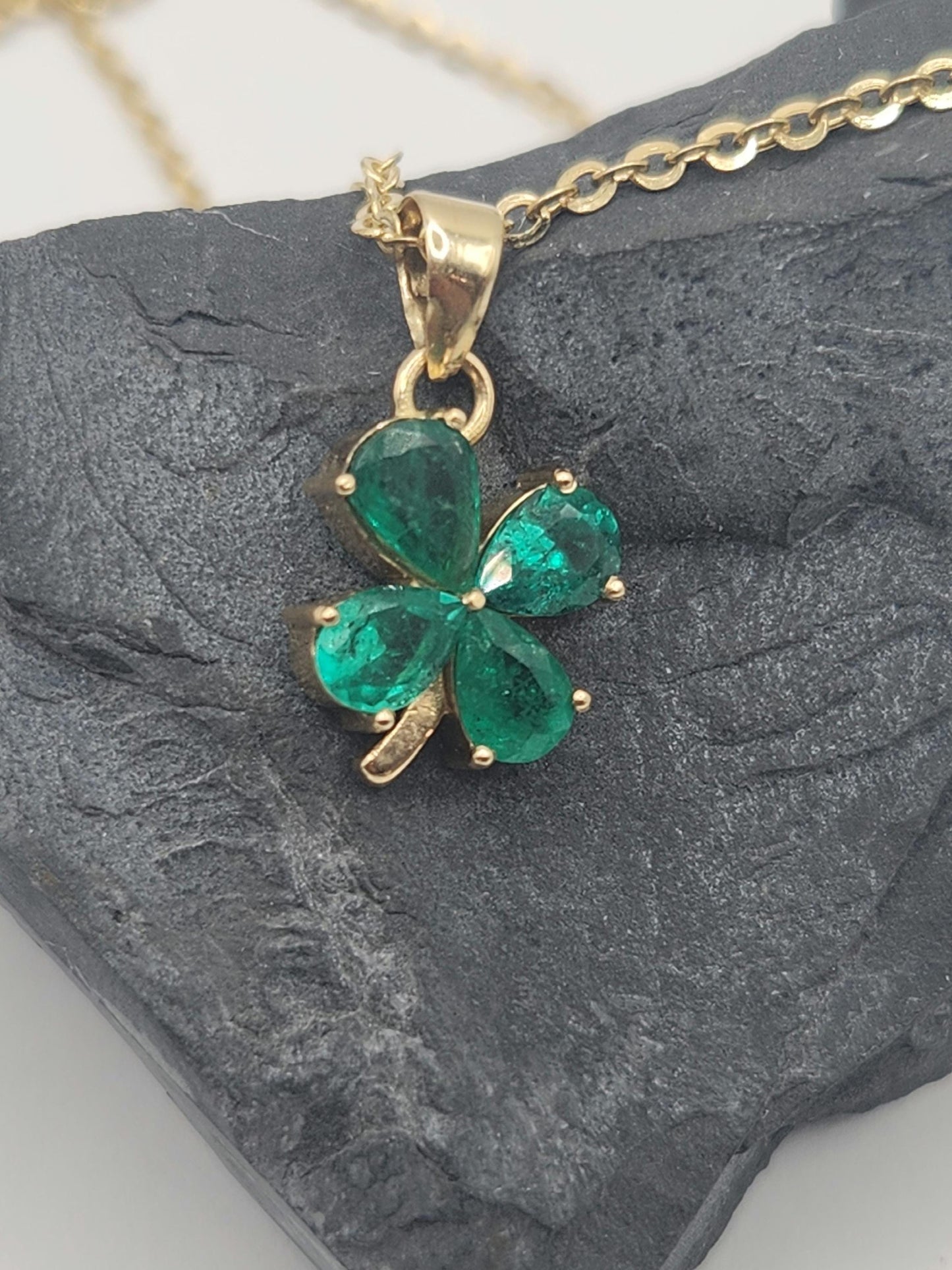 Handcrafted 18k Yellow Gold Clover Pendant Natural Colombian Emeralds, maybirthstone, perfect gift, handmade jewelry * Lucky Charm Jewelry*
