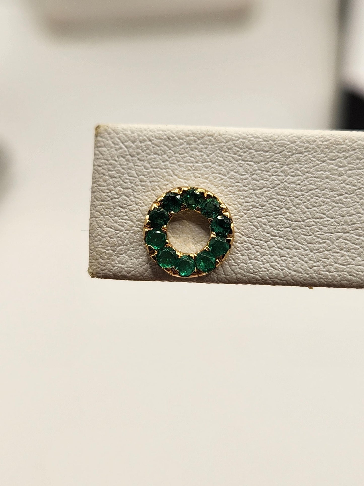 Handmade Colombian Emerald Earrings in 18 kt Yellow Gold, Vivid Green Natural Emerald, May Birthstone Jewelry, Unique Colombian accesories