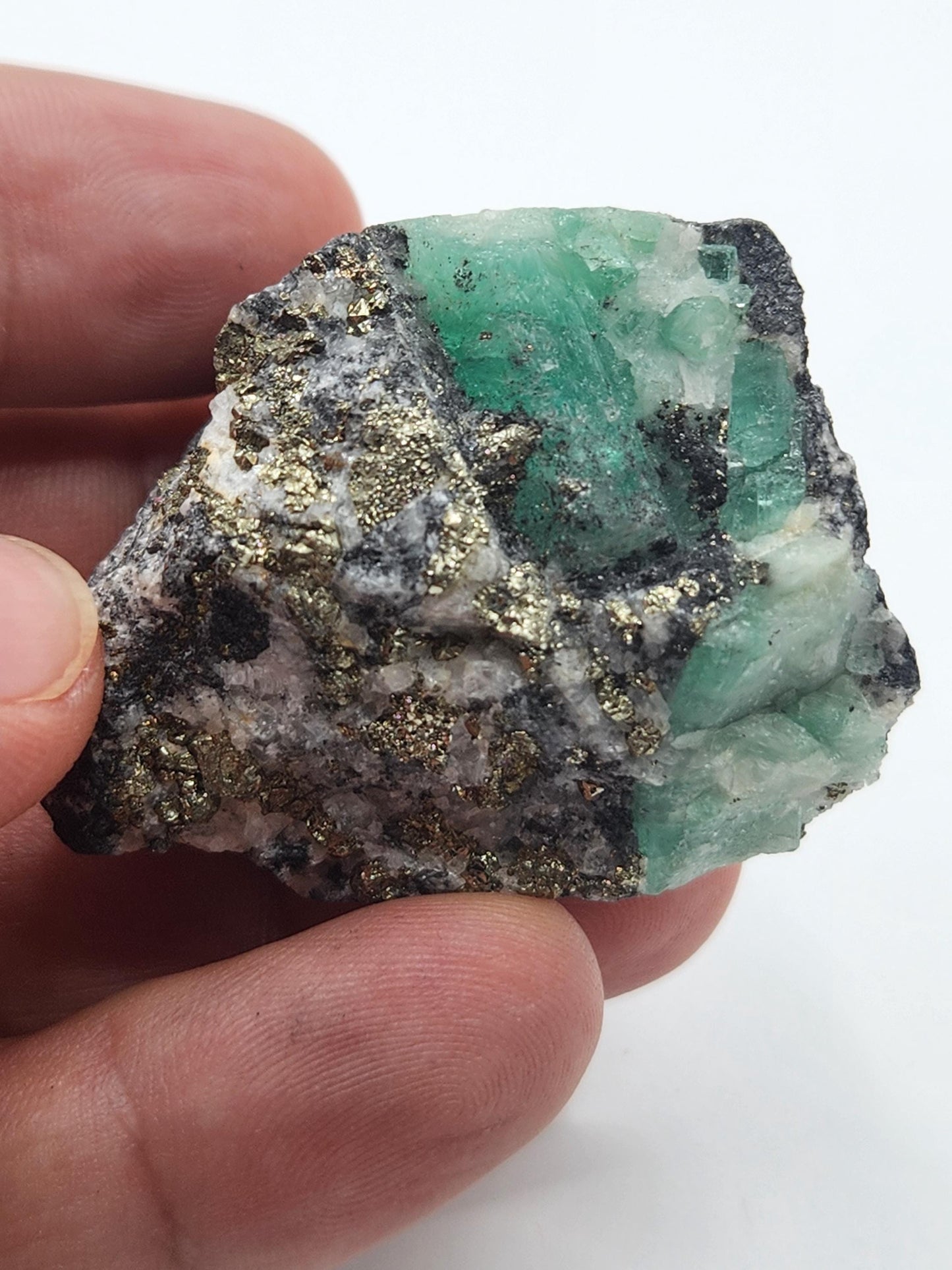 Especimen Esmeralda Colombiano, Muzo, Cuarzo, Macla, Calcita, Pirita, Natural, Ganga Esmeralda, Cristal Esmeralda, Colombia