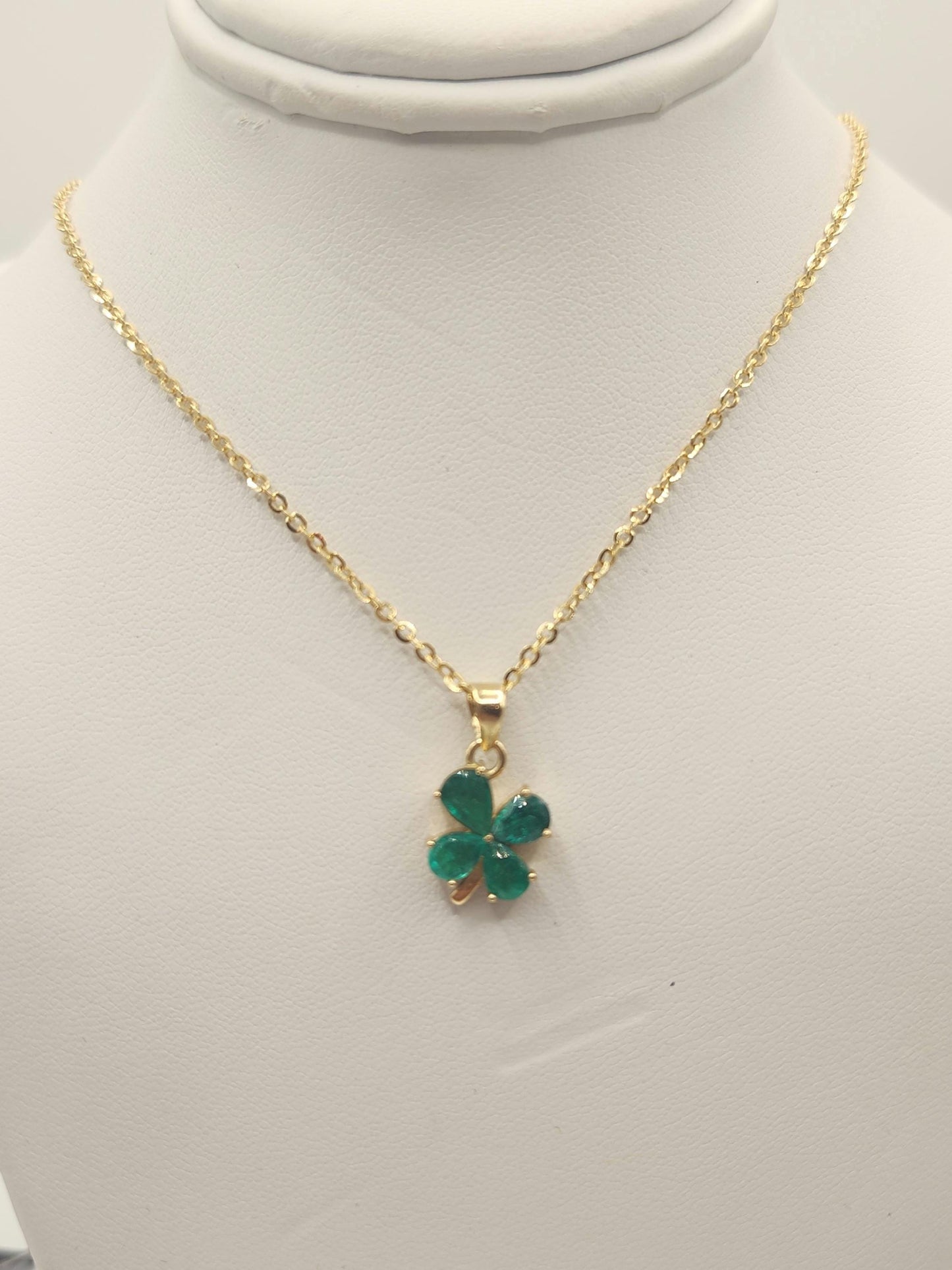 Handcrafted 18k Yellow Gold Clover Pendant Natural Colombian Emeralds, maybirthstone, perfect gift, handmade jewelry * Lucky Charm Jewelry*