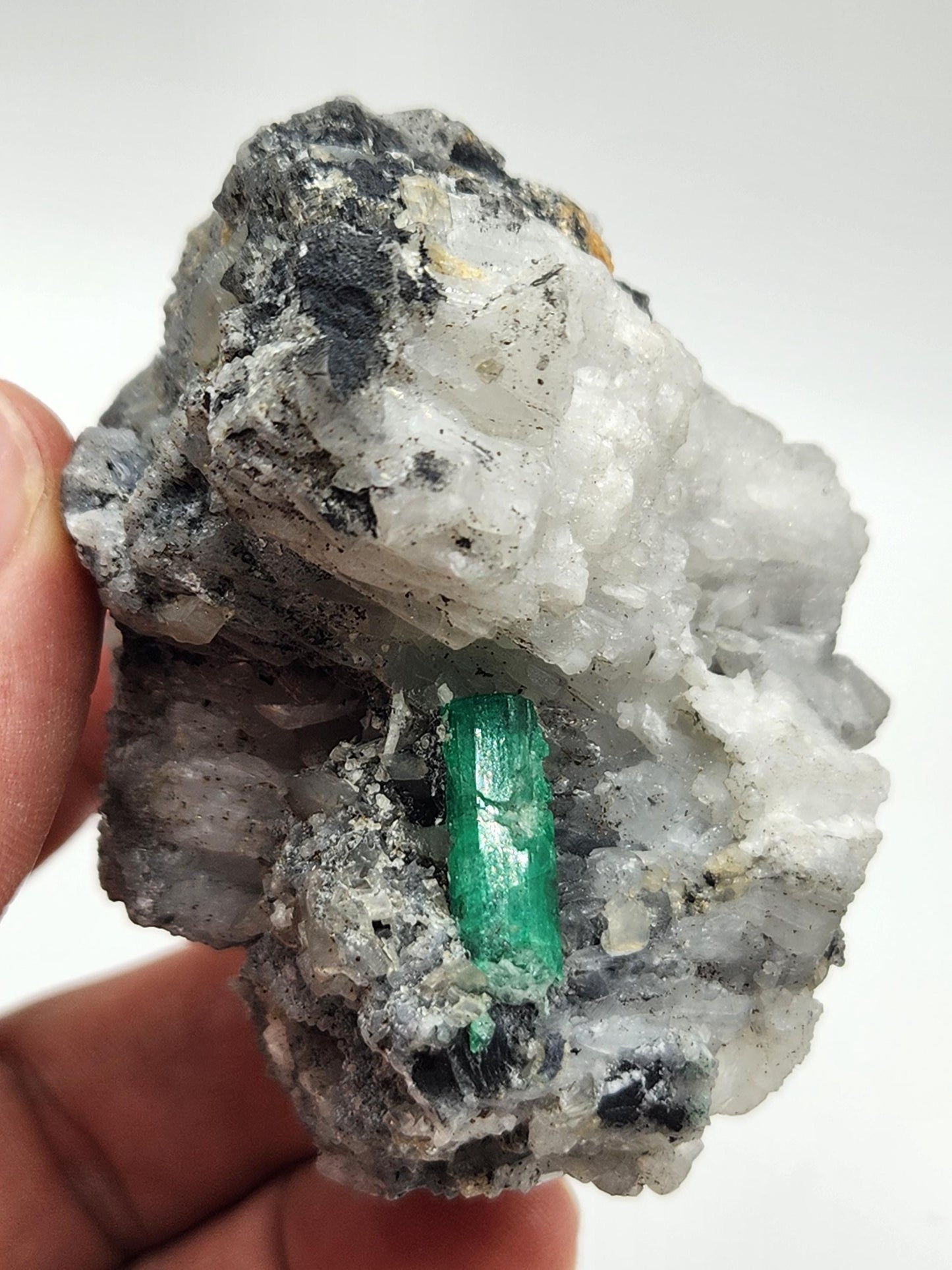 Especimen Esmeraldas Colombianas, Muzo, Cuarzo, Macla, Pirita, Natural, Ganga Esmeralda, Cristales Esmeralda, Colombia