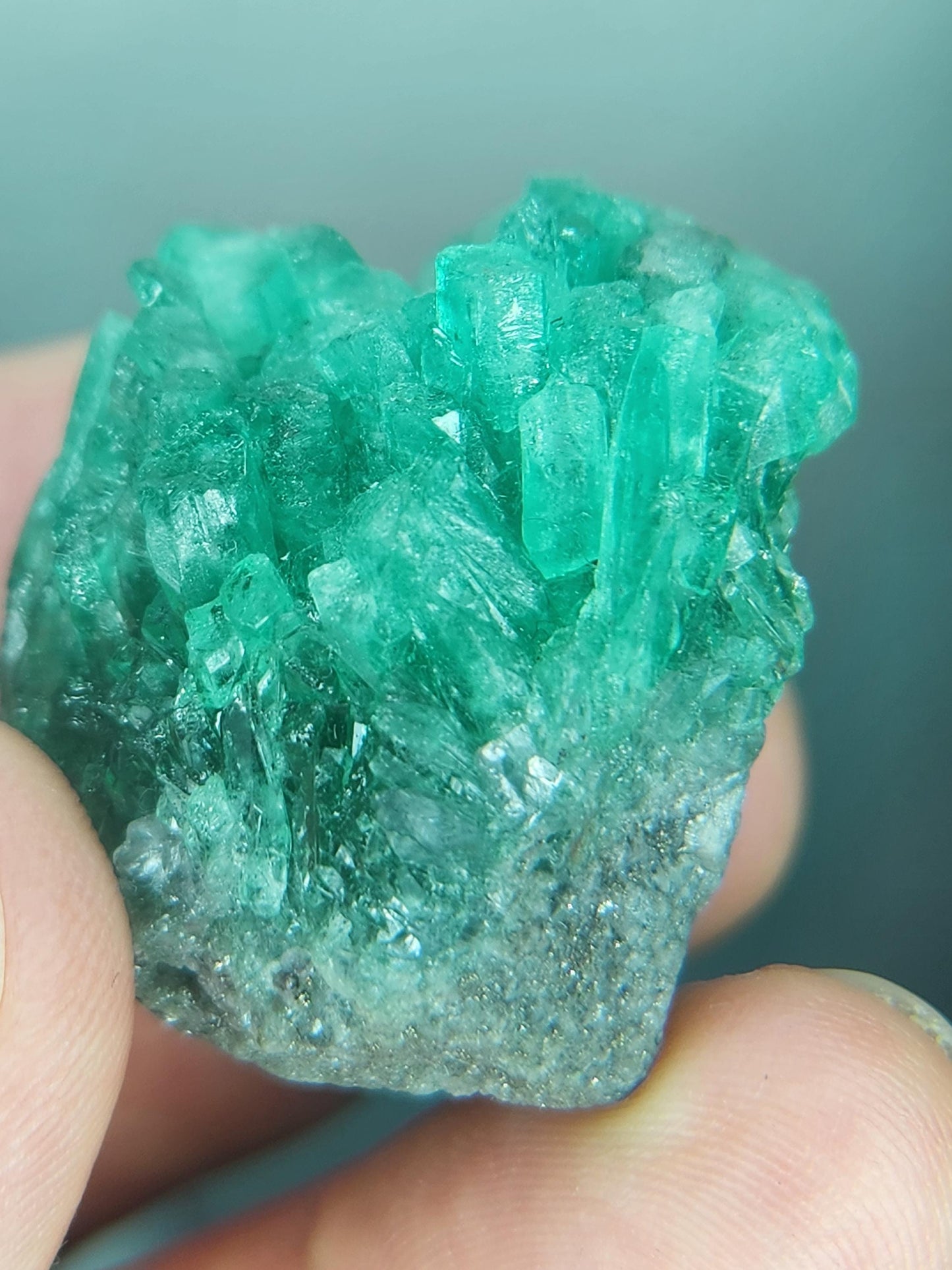Especimen Esmeraldas Colombianas, Muzo, Cuarzo, Macla, Pirita, Natural, Ganga Esmeralda, Cristales Esmeralda, Colombia