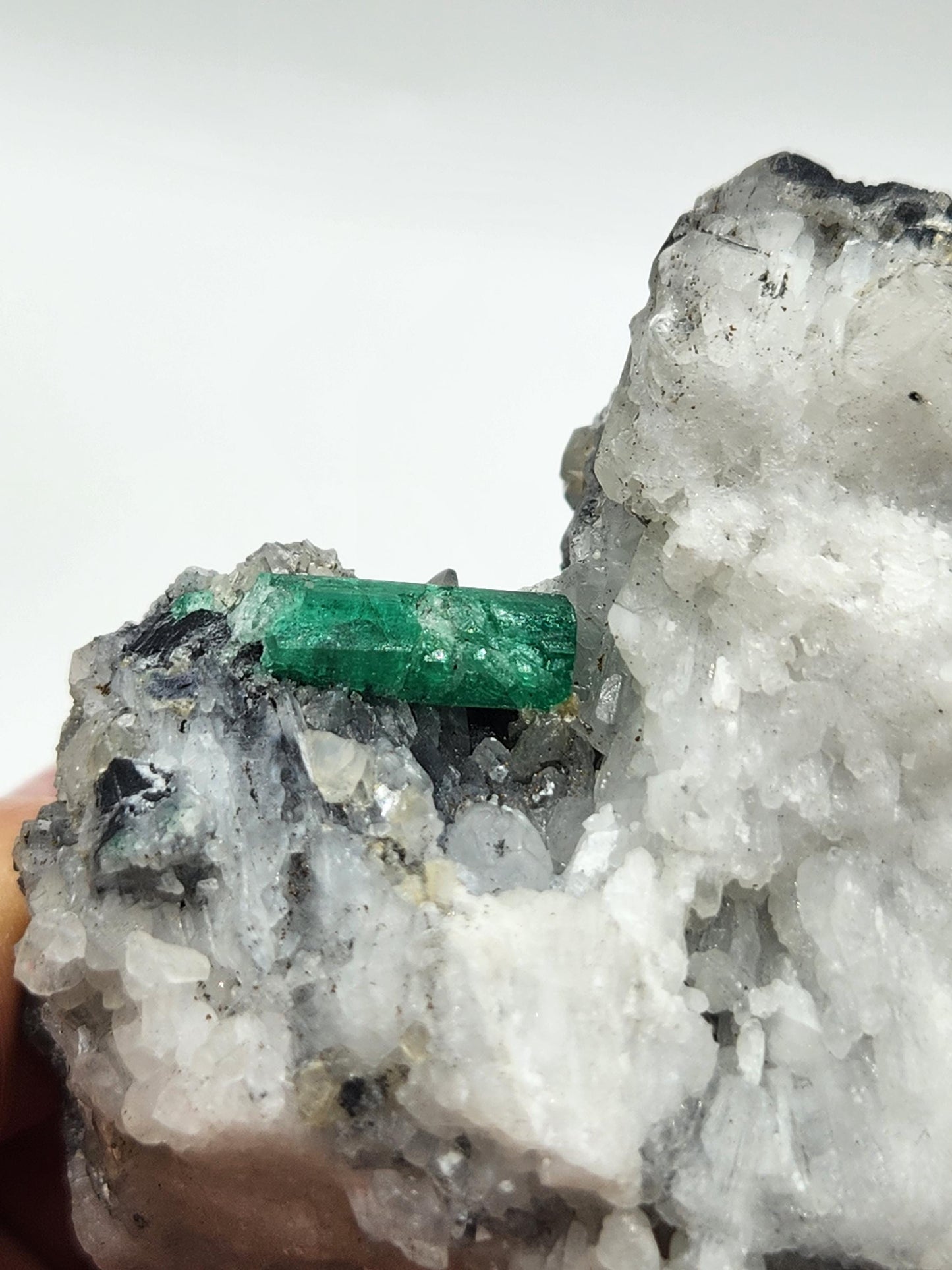 Especimen Esmeraldas Colombianas, Muzo, Cuarzo, Macla, Pirita, Natural, Ganga Esmeralda, Cristales Esmeralda, Colombia