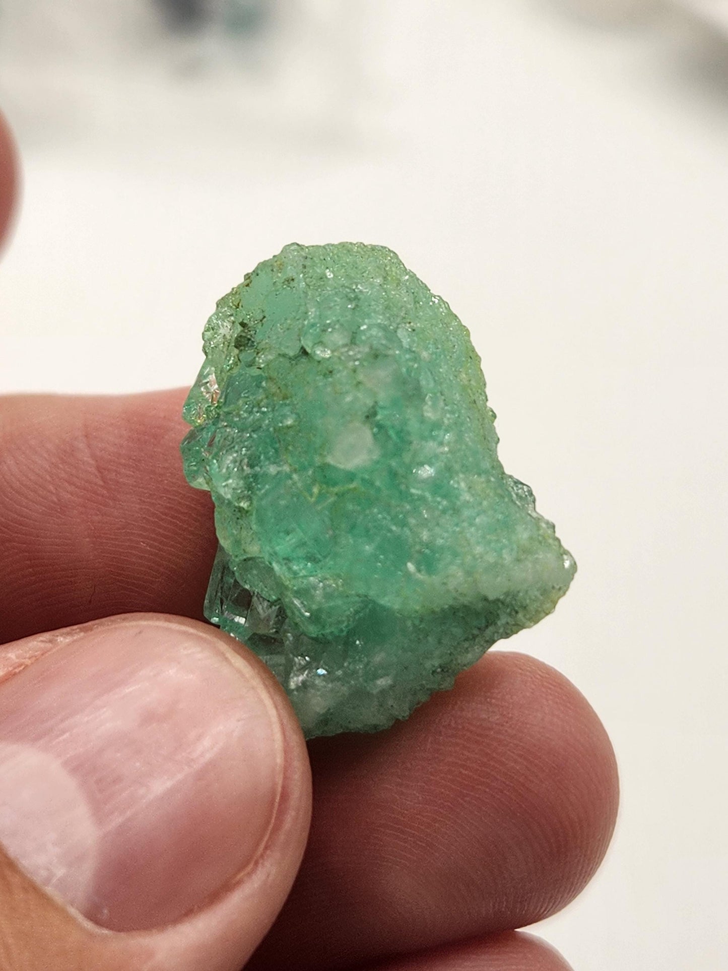 Cristal Natural de Esmeralda en bruto, extraído de las minas de Muzo, pieza de Coleccion, Cristal de Muzo, Macla, Terminaciones Completas