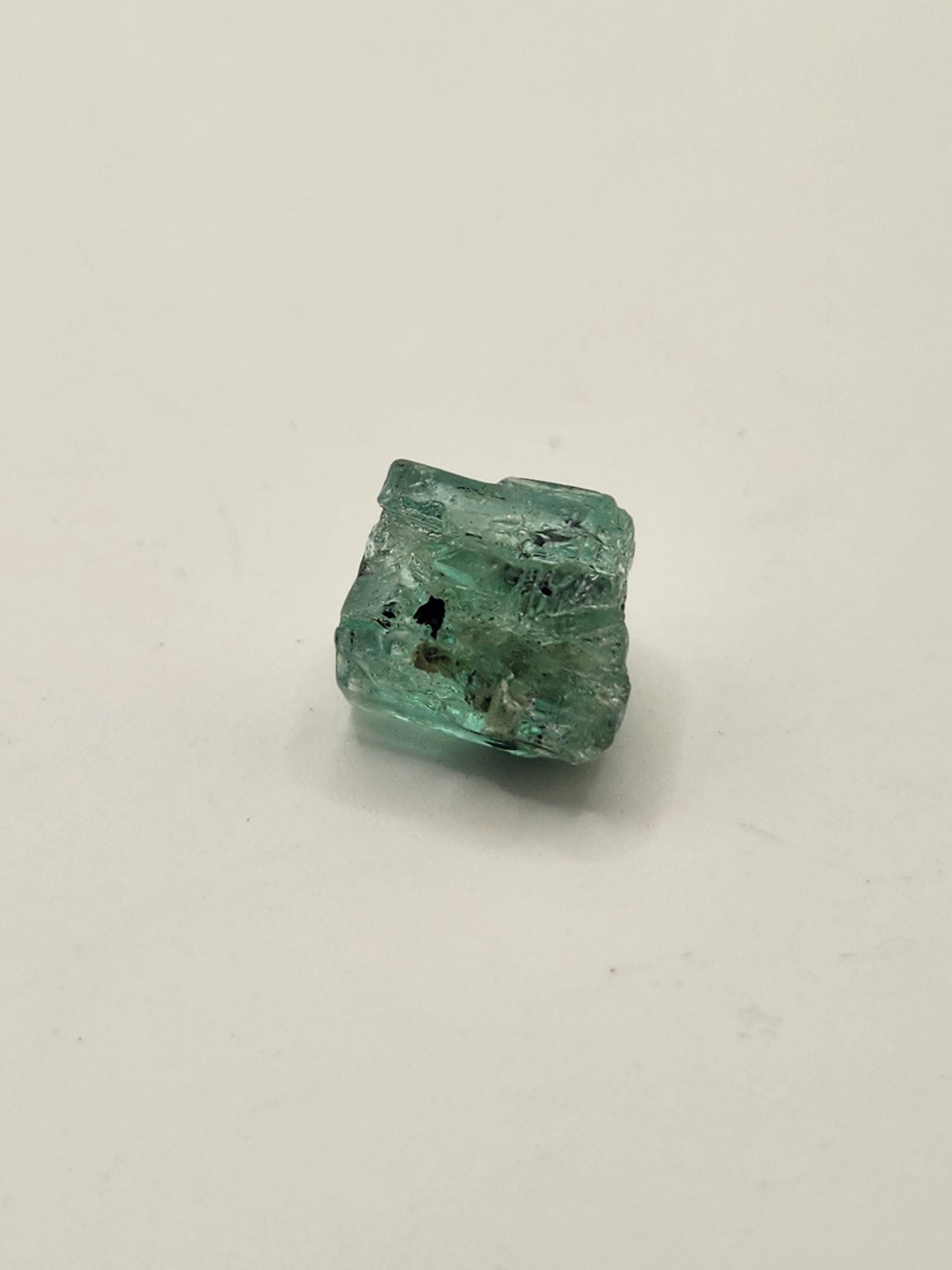 Raw Colombian Emerald from Muzo 11.27 cts, Natural Unpolished Gemstone for Jewelry, Collectors & Investment, macla of emerald, rare mineral