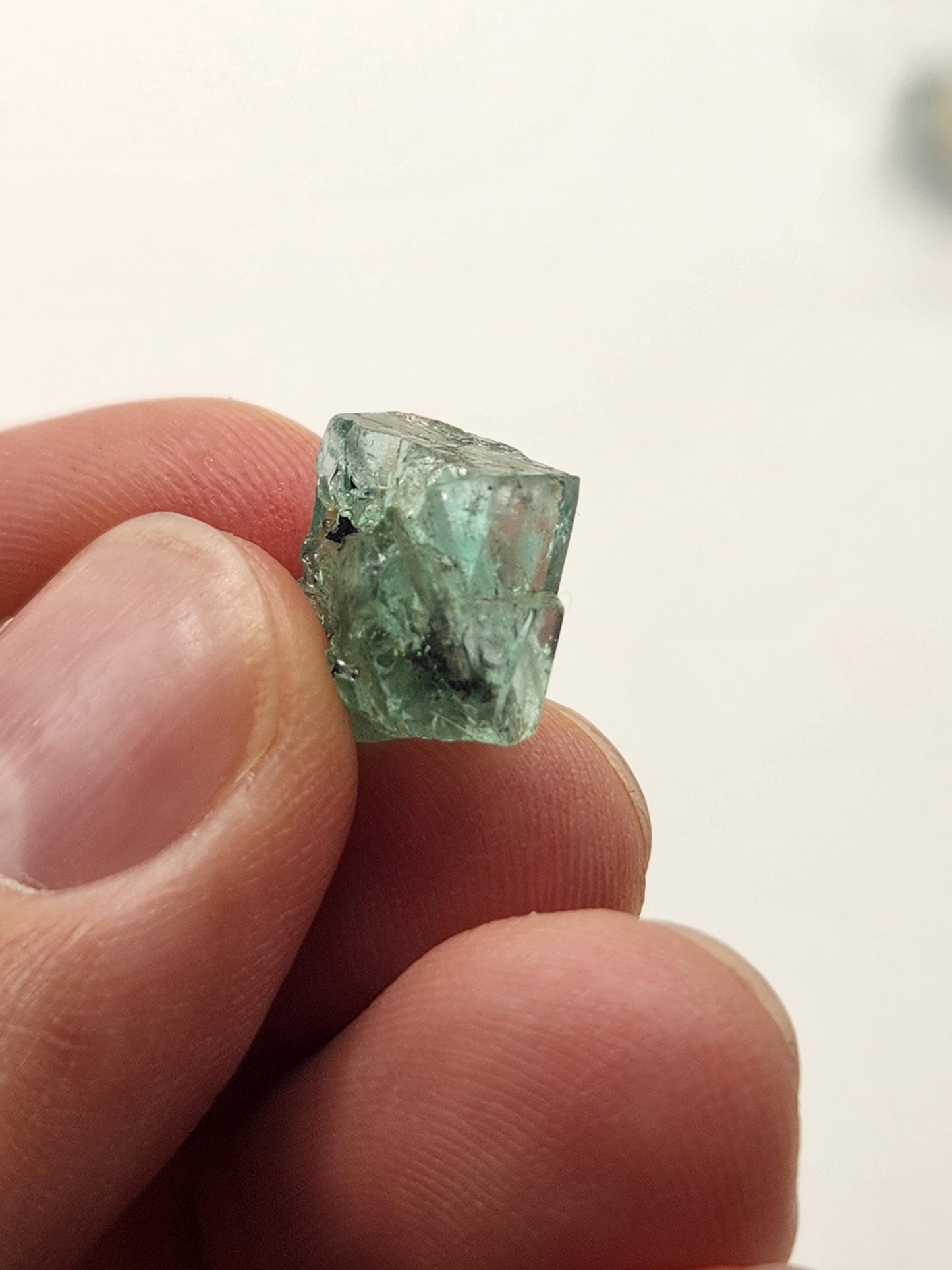 Raw Colombian Emerald from Muzo 11.27 cts, Natural Unpolished Gemstone for Jewelry, Collectors & Investment, macla of emerald, rare mineral
