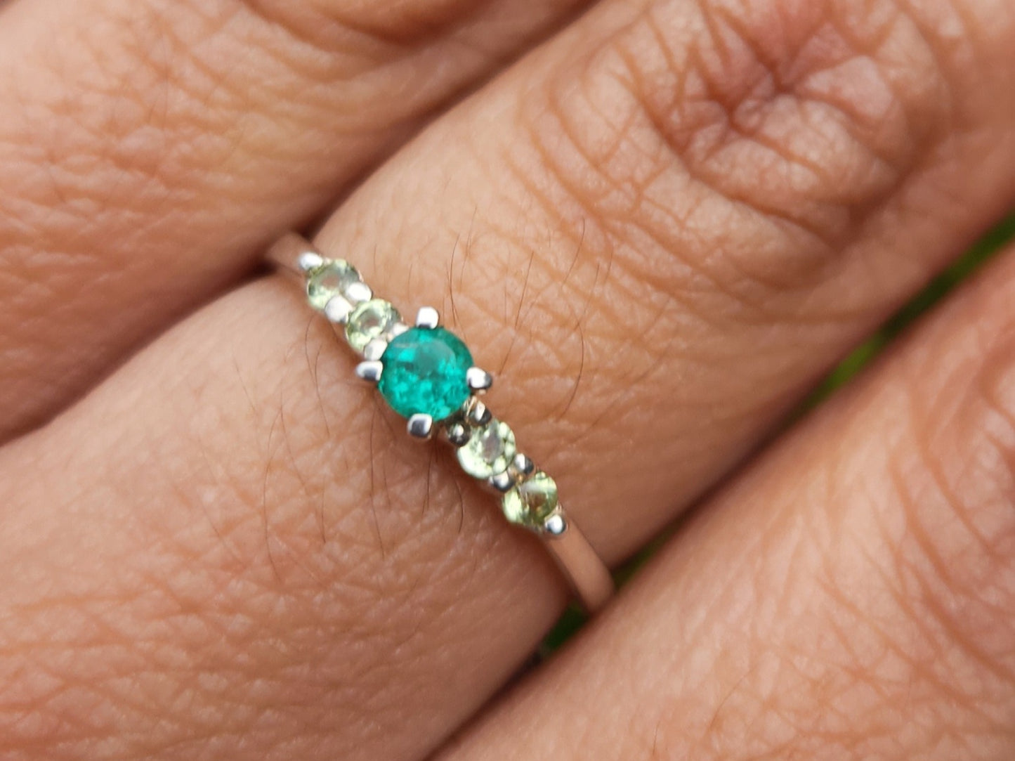Emerald ring & silver