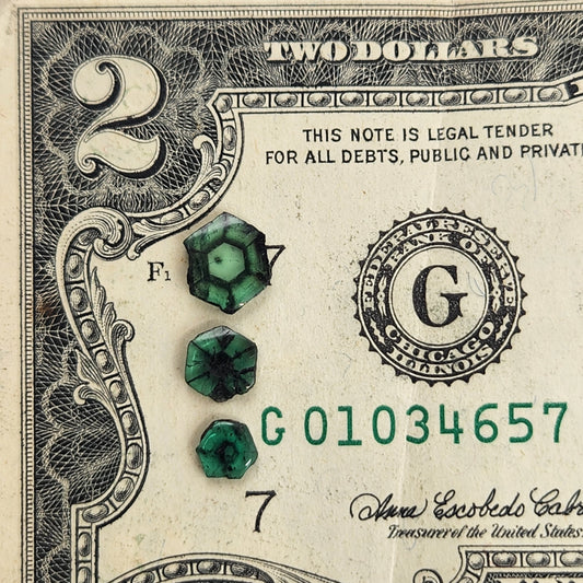 Esmeralda Trapiche Colombiana 2.38ct - Gema Rara Muzo - EsmeraldaColombia