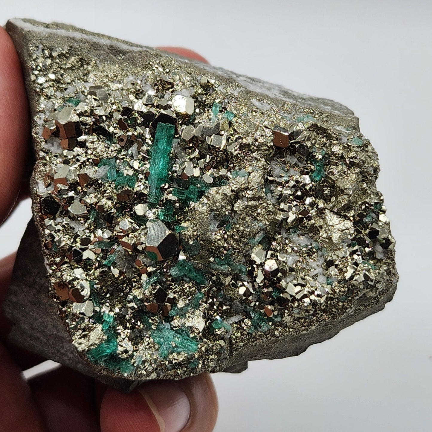 Especimen Esmeralda Colombiano, Muzo, Cuarzo, Macla, Pirita, Natural, Ganga Esmeralda, Cristal Esmeralda, Colombia