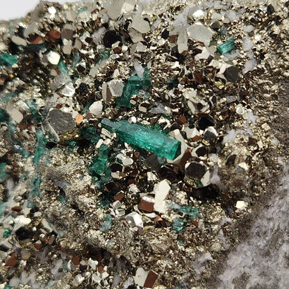 Especimen Esmeralda Colombiano, Muzo, Cuarzo, Macla, Pirita, Natural, Ganga Esmeralda, Cristal Esmeralda, Colombia