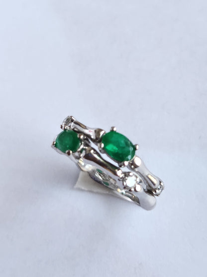 Beautiful natural emerald and real diamond white gold 18 kt,may birthstone, Colombian emerald, vivid green, luxury jewelry, handmade, gifts