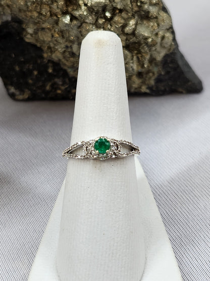 Beautiful natural emerald and real diamond white gold 14 kt,may birthstone, Colombian emerald, vivid green, luxury jewelry, handmade, gifts