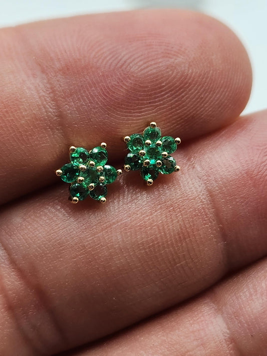 Handmade Colombian Emerald Earrings in 18 kt Yellow Gold, Vivid Green Natural Emerald, May Birthstone Jewelry, Unique Colombian accesories