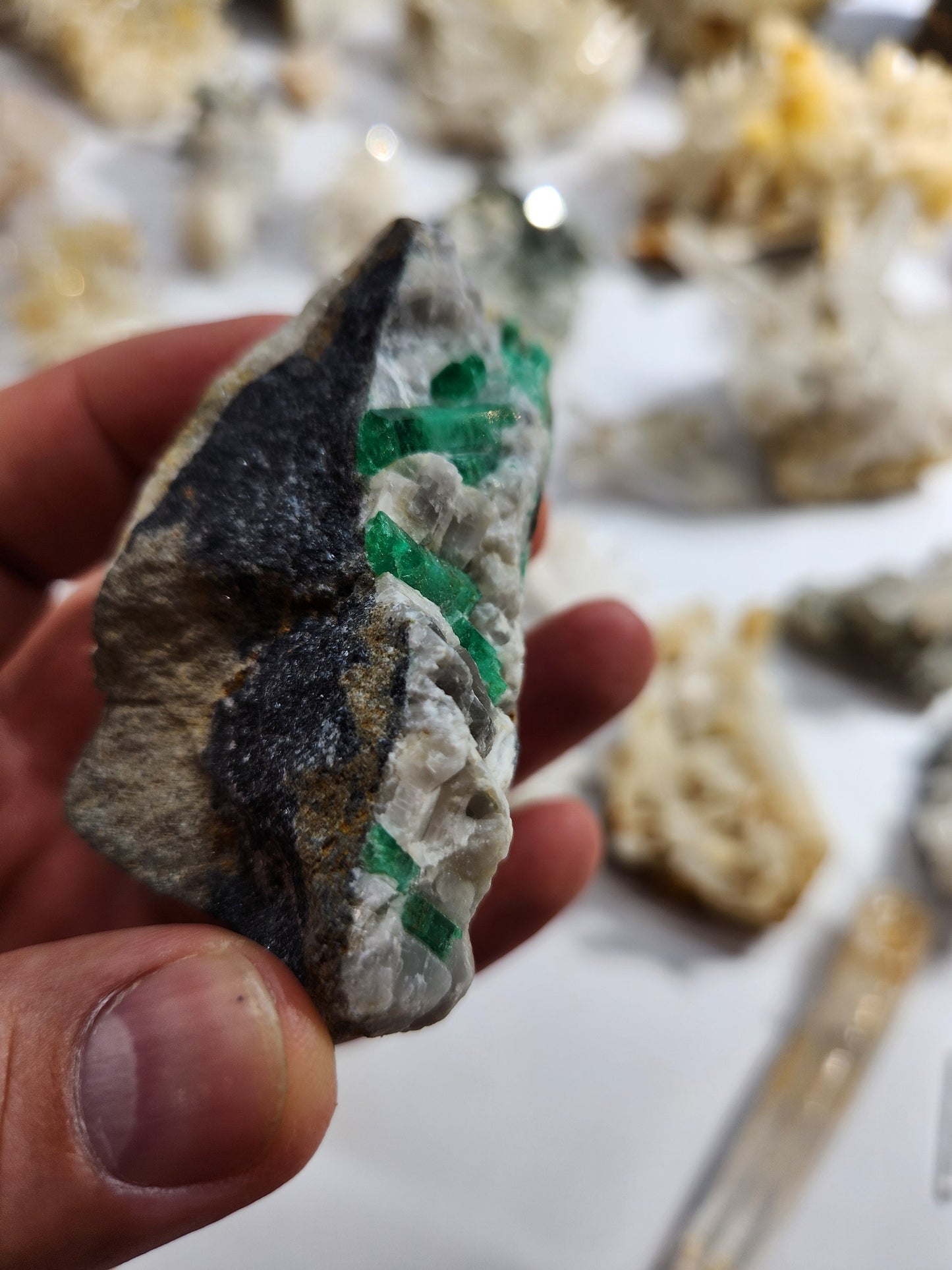 Especimen Esmeraldas Colombianas, Muzo, Cuarzo, Macla, Pirita, Natural, Ganga Esmeralda, Cristales Esmeralda, Colombia