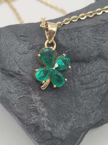 Handcrafted 18k Yellow Gold Clover Pendant Natural Colombian Emeralds, maybirthstone, perfect gift, handmade jewelry * Lucky Charm Jewelry*