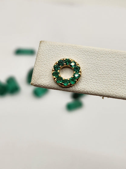 Handmade Colombian Emerald Earrings in 18 kt Yellow Gold, Vivid Green Natural Emerald, May Birthstone Jewelry, Unique Colombian accesories
