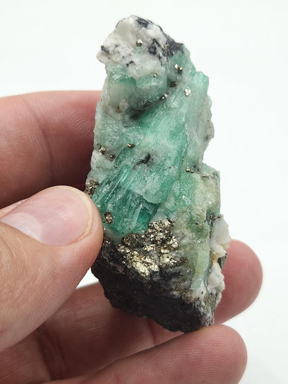 Especimen Esmeralda Colombiano, Muzo, Cuarzo, Macla, Calcita, Pirita, Natural, Ganga Esmeralda, Cristal Esmeralda, Colombia