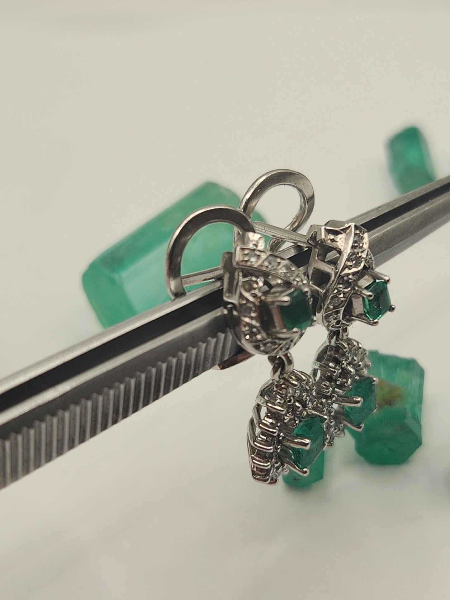 Handmade Colombian Emerald and diamond Earrings in 18 kt white gold, Vivid Green Natural Emerald, May Birthstone Jewelry, real diamonds