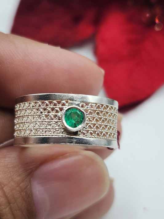 Emerald ring and silver, may birthstone, Colombian Emerald, filigree Colombian jewelry, handmade jewelry, gift for she, silver ring.