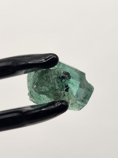 Raw Colombian Emerald from Muzo 11.27 cts, Natural Unpolished Gemstone for Jewelry, Collectors & Investment, macla of emerald, rare mineral