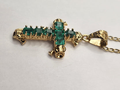 18kt Yellow Gold Cross pendant with Colombian Emeralds – A Touch of Classic Elegance and Brilliant Exclusivity" gifts, natural emerald